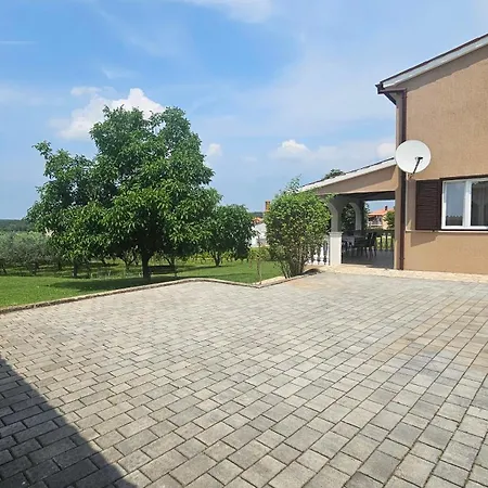 Apartment Danica Valtura Exterior photo